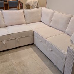 New 90x90 Sleeper Sectional Couch / Free Delivery 