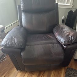 Electric Recliner $150