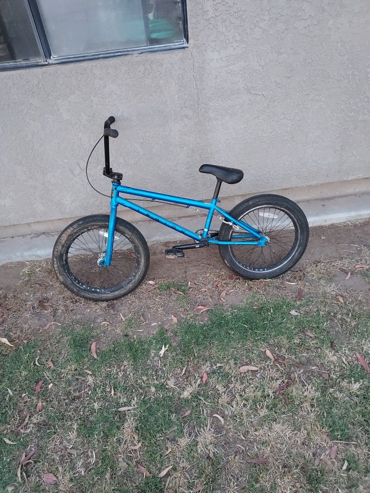 l100 mongoose