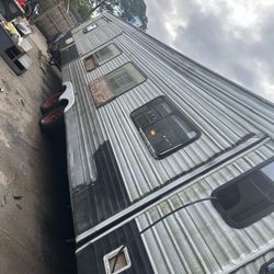 Camper
