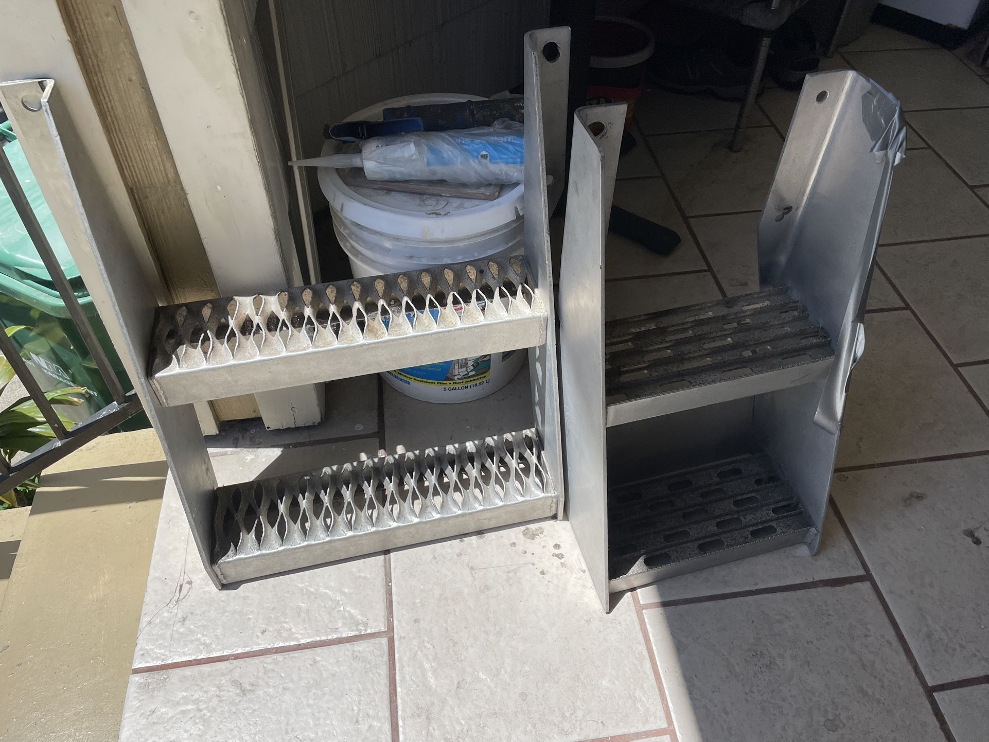 Semi Truck Aluminum steps