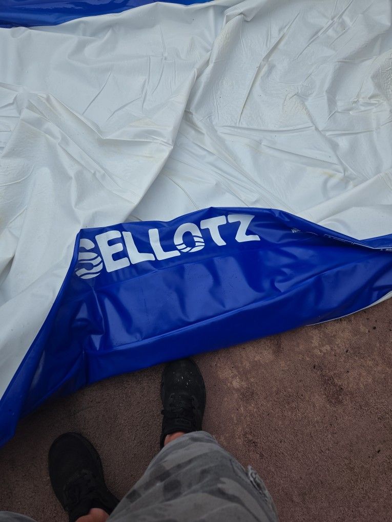 Pool 7 Ft X 5ft 3 Tear