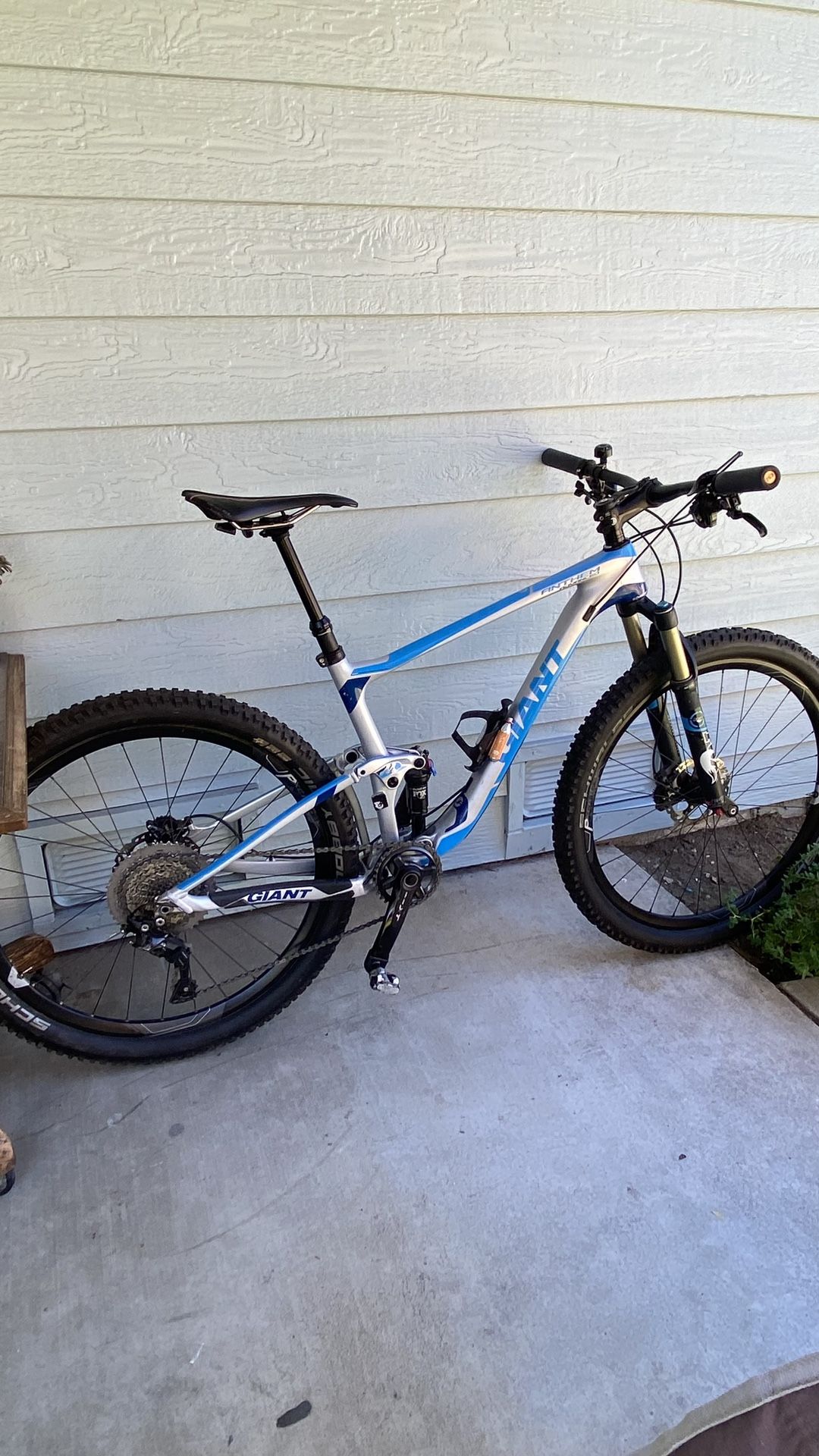 Giant Anthem Advanced Carbon