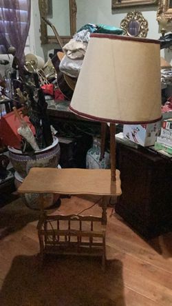 Magazine lamp table combo working condition
