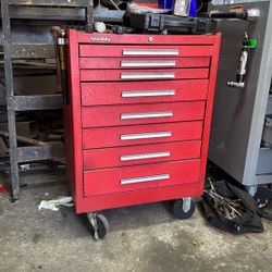 Kennedy 8 Drawer Tool Box
