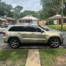 2011 JEEP GRAND CHEROKEE 