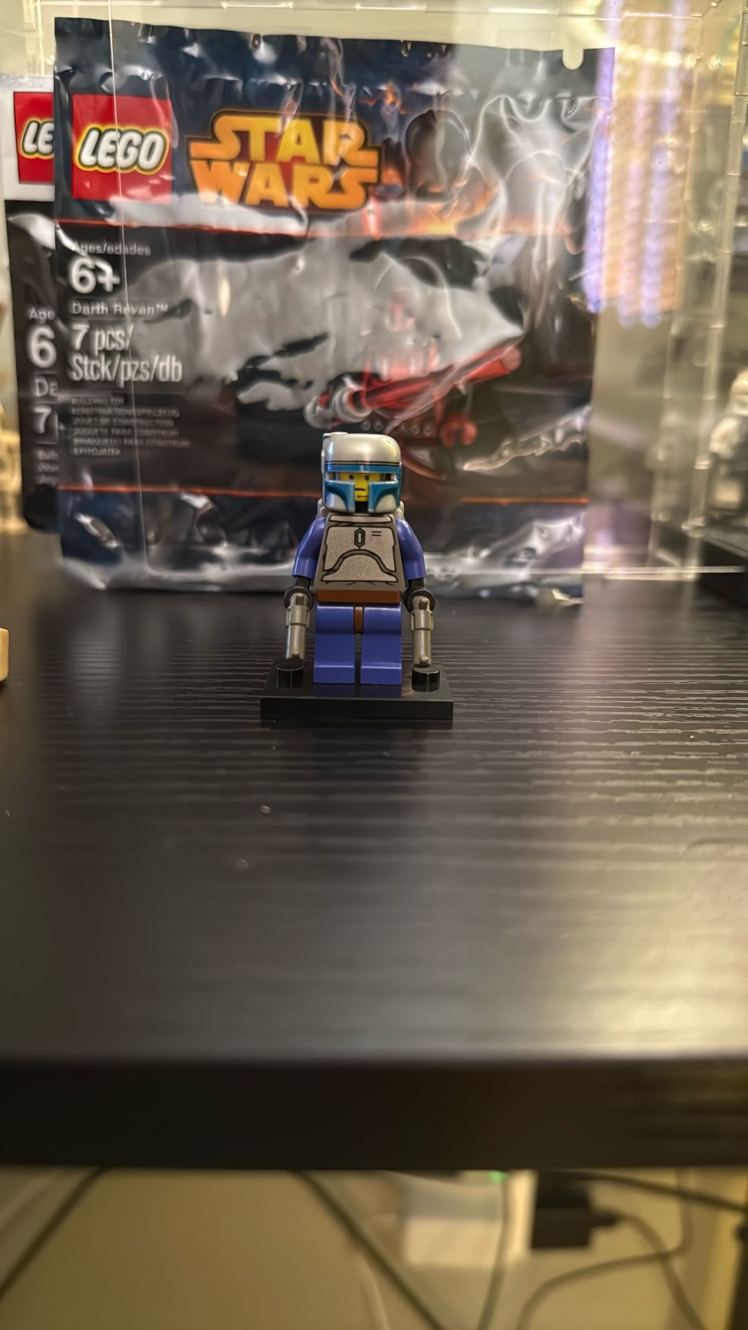 Mint Condition Balaclava Head Jango Fett Lego Mini Figure