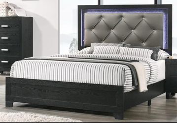 Everything Must Go This Week!!!!Brand New Mattresses With Bed Box For Sale!!!!!