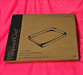 Pampered Chef Large Bar Pan
