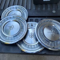 Lincoln continental HUB caps