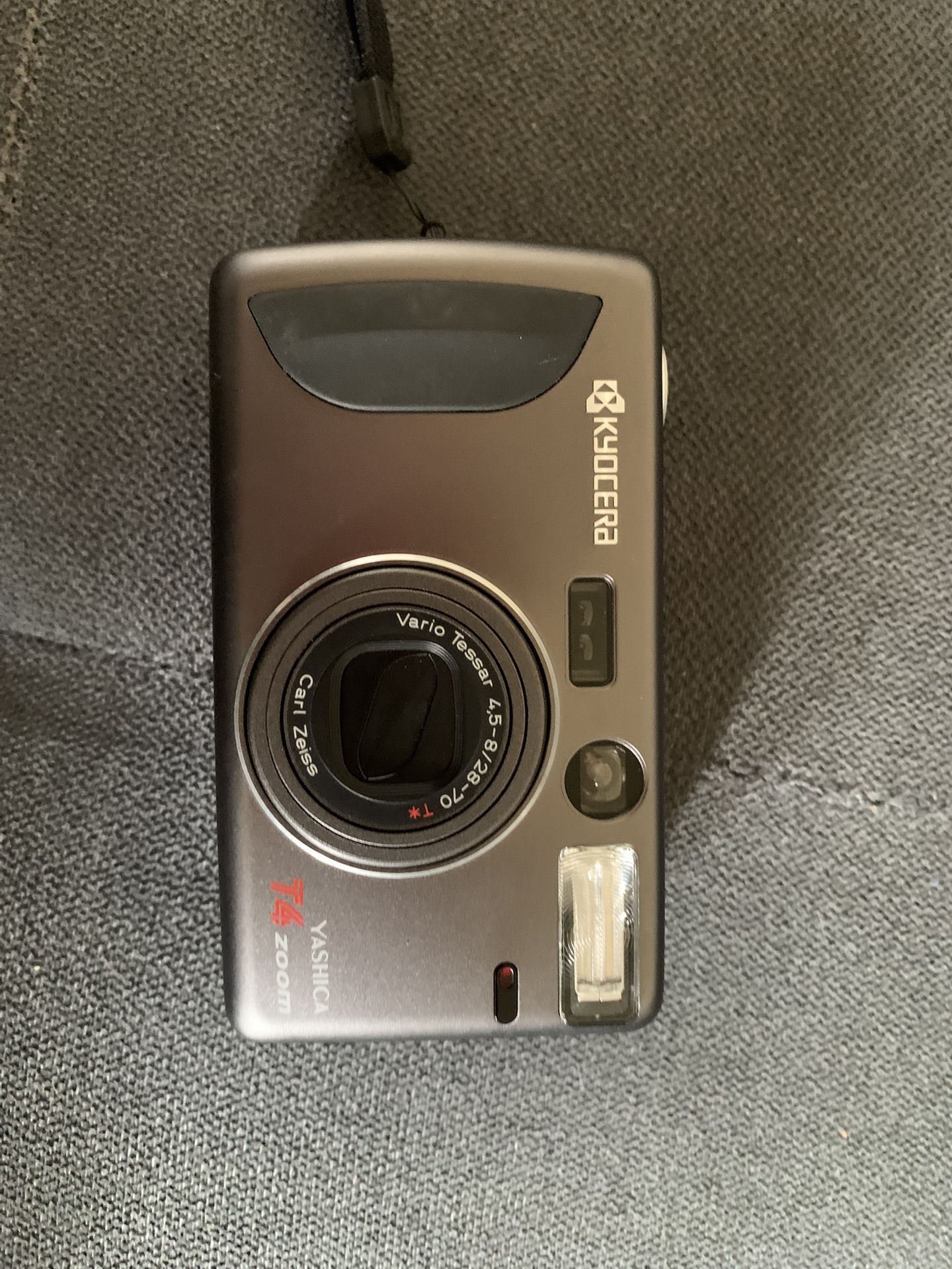 Yashica T Zoom - Compact camera | fnac België
