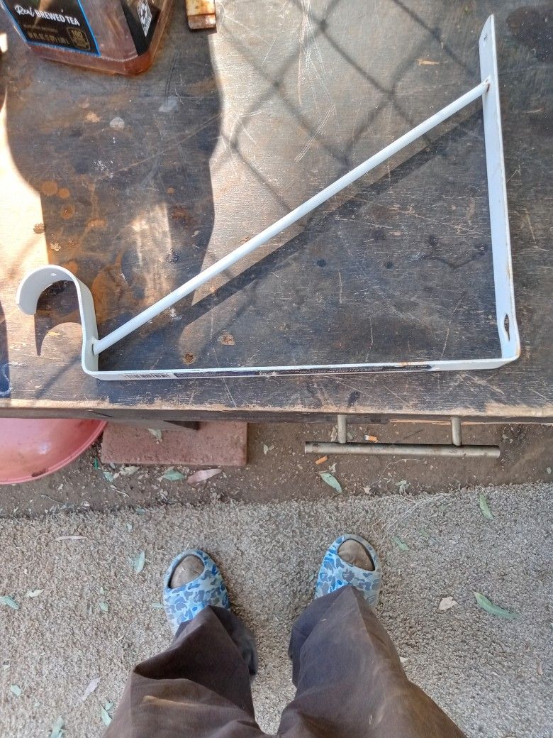 Closet Shelf Hangers