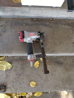 Staple Gun 