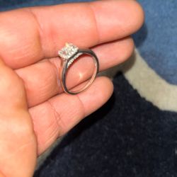 Anniversary ring