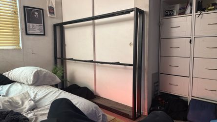 Metal Bed Frame (size FULL)
