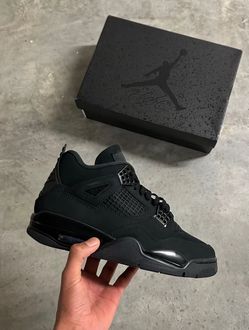 There new color black , Jordan 4 size 6 woman