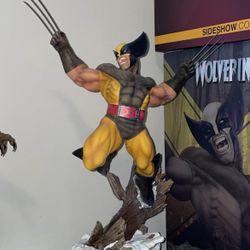 Wolverine Premium Format 1/4 Statue From Sideshow Collectibles 
