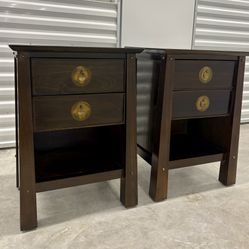 Set Of 2 Pier 1 nightstands 