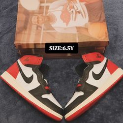 JORDAN 1 BLACKTOES