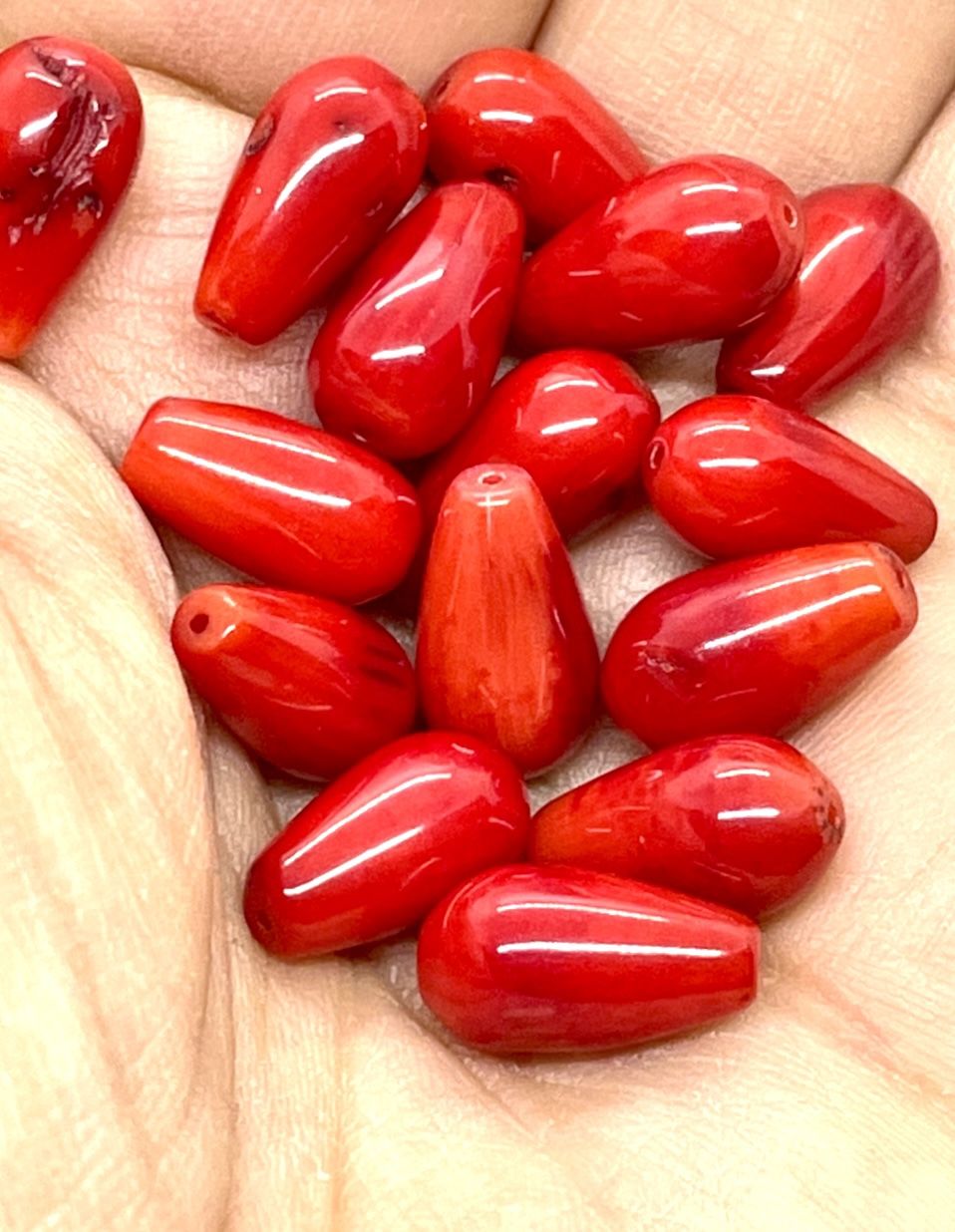 Lot Of 28 13mm Coral Beads
