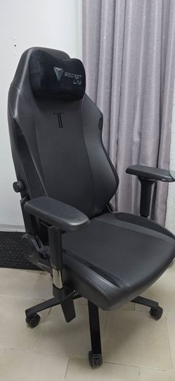 Gaming chair