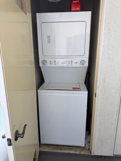 Frigidaire Stacked Washer Dryer Unit