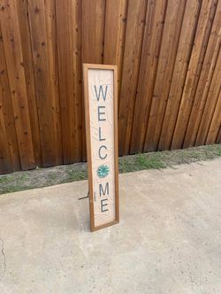 Welcome farmhouse-style sign