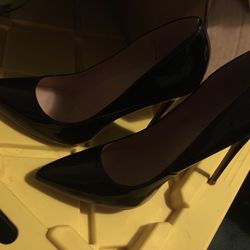 Sexy Point Toe Heels 