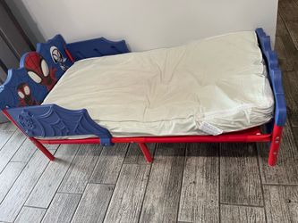 Spider man Toddler bed