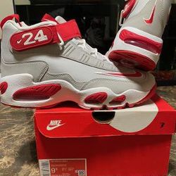Nike Air Griffey Max 1
Cincinnati Reds (2023)