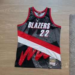 Size Large - Mitchell And Ness Vintage Authentic Swingman Jersey Hyper Hoops NBA Basketball Portland Trail Blazers Drexler Sports New Era