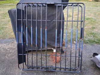 Basic Vintage Metal Rack (Used/Worn)