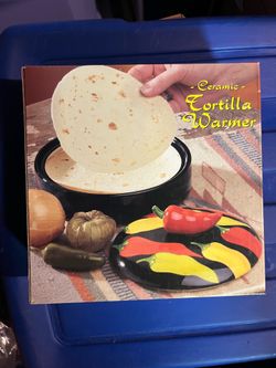 Ceramic tortilla holder
