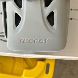 2 Air Cast And 1 Clutches As Shown In Picture