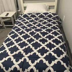 Twin Bed And Box Spring Only No Frame 