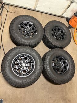 TRD Pro BBS Forged Wheels with 35” Falken Wildpeak AT4