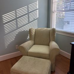 Chair that swivels and rocks - Free