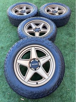 Method rims Chevy Silverado 1500 like new rims and tires