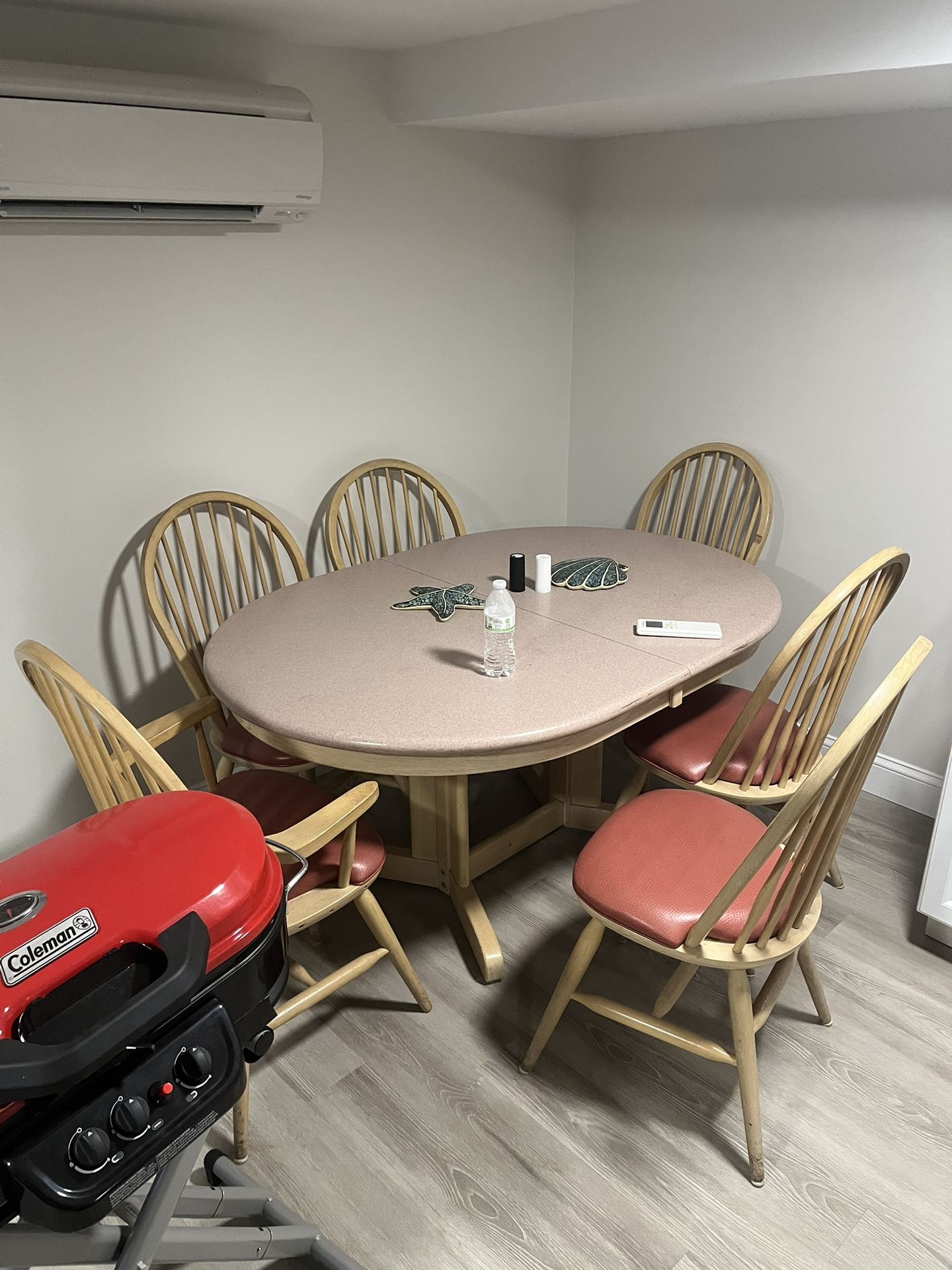 Kitchen Table And Chairs