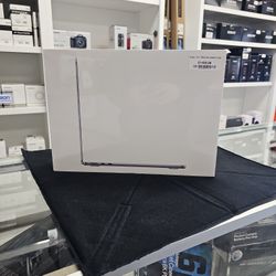 Apple Macbook Air 13.6in/M2/16gb/512gb