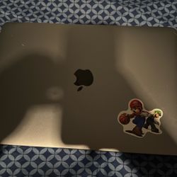 MacBook Pro 13