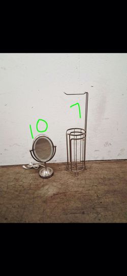 Bathroom items price is on the picture pickup 2-8:30 pm rainbow/charleston cash only read description