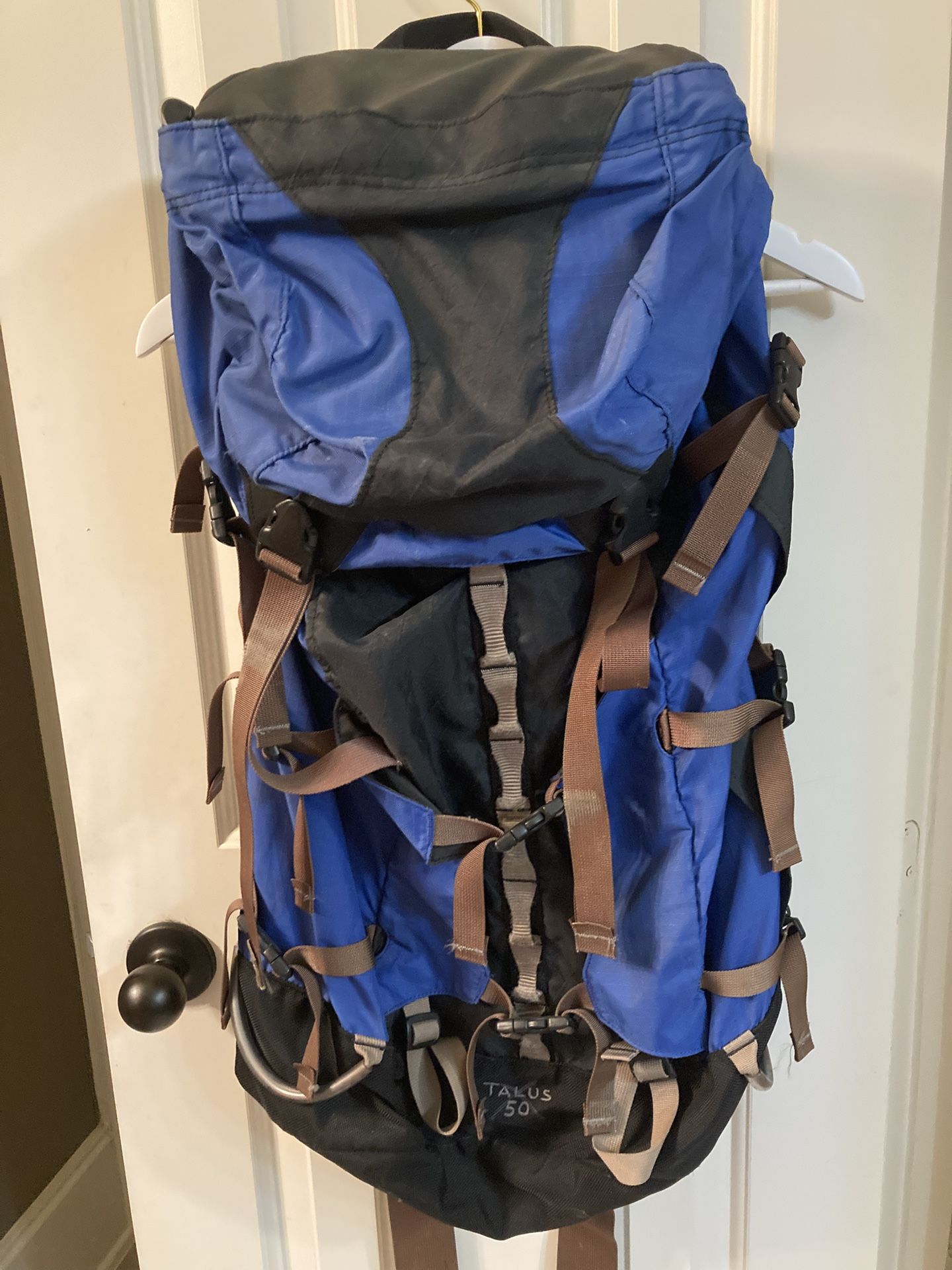 REI Talus 50