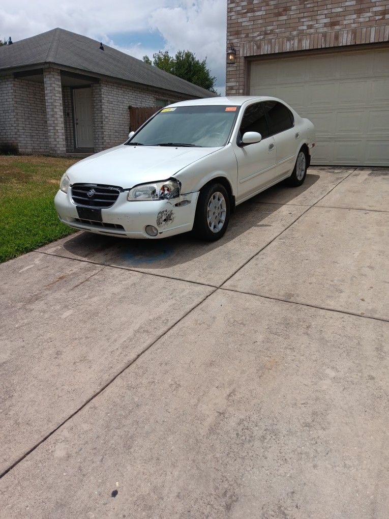2001 Nissan Maxima for Sale in San Antonio, TX - OfferUp
