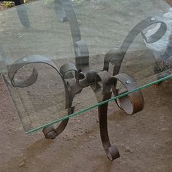 Coffee Table With 2 End Tables 