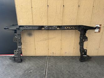 2021 2022 2023 HYUNDAI ELANTRA RADIATOR SUPPORT OEM USED