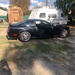 2005 Ford Mustang 