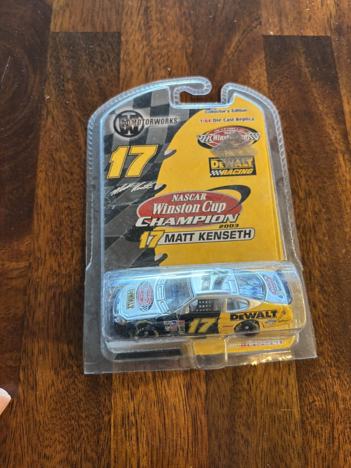 Matt Kenseth 1:64 scale diecast #17 Nascar racing collectors edition replica