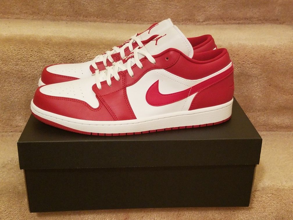 Size 12 Jordan Retro 1 low gym red white