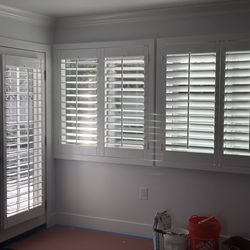SHUTTERS /PERSIANAS